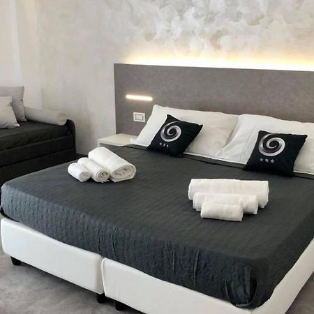Sesto Senso Home سانتا ماريا ديل سيدرو المظهر الخارجي الصورة