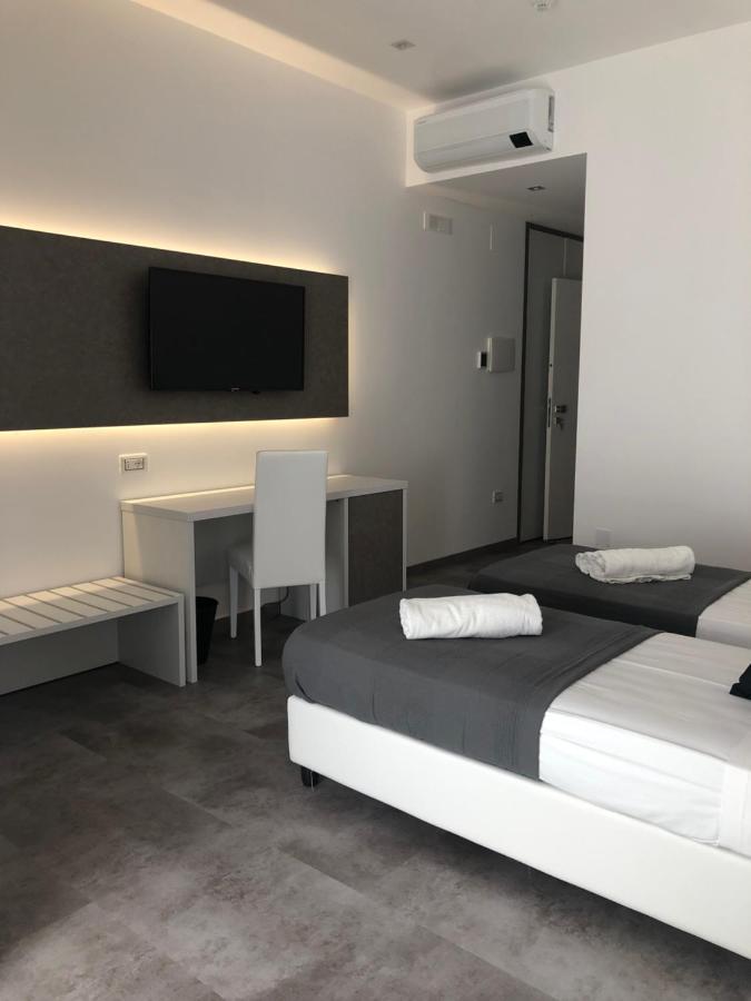 Sesto Senso Home سانتا ماريا ديل سيدرو المظهر الخارجي الصورة